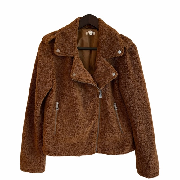 Max Studio Faux Shearling Zip Moto Jacket - Picture 6 of 12